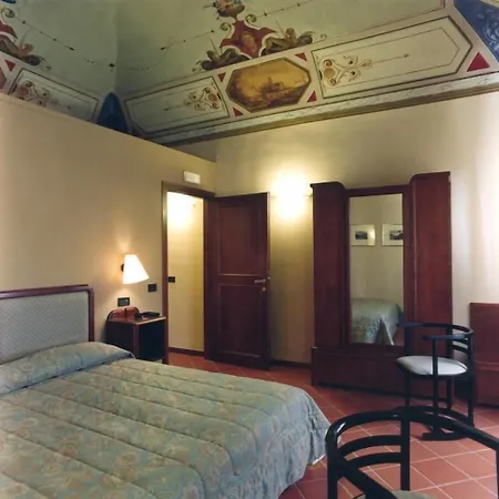 Palazzo Bocci 4* 스펠로