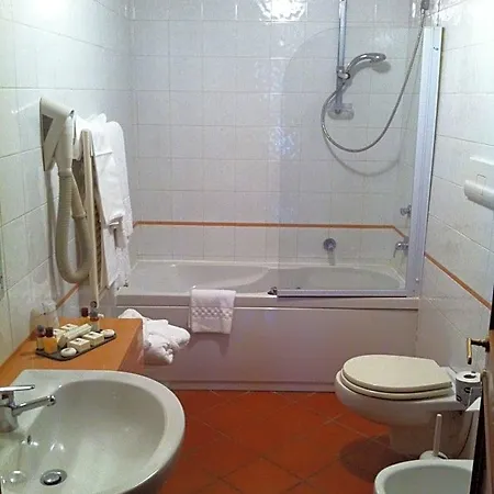 Palazzo Bocci מלון 4*